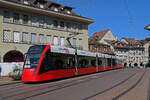 Be 6/8 Combino 656, auf der Linie 8, bedient am 18.08.2025 die Haltestelle Zytglogge beim Casinoplatz. Aufnahme Bern.
