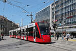Be 6/8 Combino 662, auf der Linie 9, f�hrt am 15.06.2026 zur Haltestelle beim Bahnhof Bern.