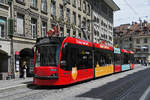 Be 4/6 Combino 757 mit der Werbung f�r das Berner Satdtfest 2026, auf der Linie 9, bedient am 15.06.2026 die Haltestelle B�renplatz. Aufnahme Bern.