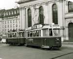 Wagen 175, Erinnerung an die ehemalige Tramlinie 1. Mit Anhnger 204, neben der Heiliggeistkirche, 21.September 1965. 