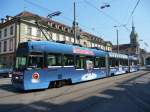 Bern mobil - Tram Be 4/8 735 unterwegs auf der Linie 5 in der Stadt Bern am 14.04.2009