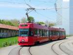 Bern mobil - Tram Be 4/8 740 unterwegs auf der Linie 9 in der Tramwendeschlaufe beim Eisstadion von Bern am 03.05.2009