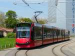 Bern mobil - Tram Be 4/8 764 unterwegs auf der Linie 9 in der Tramwendeschlaufe beim Eisstadion von Bern am 03.05.2009