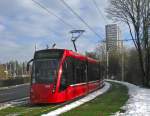 Scheinbar die ersten Fotos vom Tram Bern West auf bahnbilder.de: Hier Be 6/8 669 auf der Eigentrassee der Linie 8 zwischen den Haltestellen Holenacker und Gbelbach.