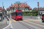 Bern Mobil,Tram(Combino)Nr.732 auf der Kirchenfeldbrcke in Bern.07.06.13