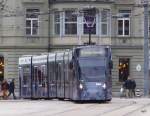 Bern mobil - Tram Be 6/8 666 unterwegs auf der Linie 9 in Bern am 11.02.2016