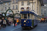 BERNMOBIL: Mit der Weihnachtsstrassenbahn  Märlitram  in Bern unterwegs am 14. Dezember 2016.
Foto: Walter Ruetsch