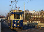 BERNMOBIL: Mit der Weihnachtsstrassenbahn  Märlitram  in Bern unterwegs am 14.