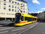 BLT - Tram 177 unterwegs auf der Linie 11 bei dem Bahnhof SBB in Basel am 15.09.2017