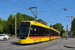 Be 8/10 TINA 4205, auf der Linie 11, f�hrt am 27.04.2026 zur Haltestelle am Bahnhof SBB.