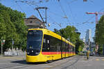 Be 8/10 TINA 4204, auf der Linie 10, f�hrt am 27.04.2026 zur Haltestelle am Bahnhof SBB. Aufnahme Basel.