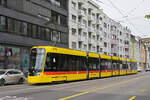 Be 6/8 TINA 4217, auf der Linie 11, f�hrt am 04.05.2026 zur Haltestelle Voltaplatz. Aufnahme Basel.