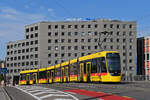Be 8/10 TINA 4220, auf der wegen der Grossbaustelle am Marktplatz umgeleiteten Linie 17, �berquert am 15.08.2026 die M�nchensteinerbr�cke. Aufnahme Basel.