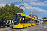 Be 8/10 TINA 4204, auf der wegen der Grossbaustelle am Marktplatz umgeleiteten Linie 17, wartet am 06.08.2026 in der Schlaufe beim Depot Dreispitz.