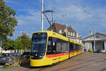 Be 8/10 TINA 4225, auf der wegen der Grossbaustelle am Marktplatz umgeleiteten Linie 17, wartet am 02.09.2026 in der Schlaufe beim Depot Dreispitz.