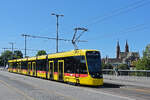 Be 8/10 TINA 4217, auf der wegen der Grossbaustelle am Marktplatz umgeleiteten Linie 11, �berquert am 19.08.2026 die Wettsteinbr�cke Richtung Haltestelle Wettsteinplatz. Aufnahme Basel.