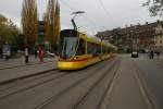 Das Basler Tram in Bern: TANGO Be 6/10 154 durchfhrt am 14.11.09 die Station Viktoriaplatz.