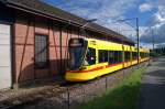 Tango mit der Betriebsnummer 161 auf der Linie 10 fhrt zur Endstation in Rodersdorf.