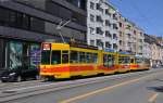 Doppeltraktion mit dem Be 4/8 259 und dem Be 4/6 111 auf der Linie 11 fahren Richtung Haltestelle Voltaplatz.