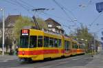 Be 4/8 242 zusammen mit dem Be 4/6 103 auf der Linie 11 am Bahnhof SBB.