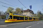 Tango 157 auf der Linie 11 kurz vor dem Bahnhof SBB. Die Aufnahme stammt vom 30.03.2014.