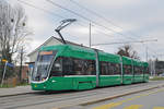 Be 4/6 Flexity 6011, auf der Linie 15, wartet an der Endstation auf dem Bruderholz. Die Aufnahme stammt vom 25.02.2018.