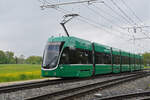Be 6/8 Flexity 5019, auf der Linie 14, fährt am 22.04.2024 zur Haltestelle Rothausstrasse.