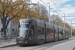 Be 6/8 Flexity 5009 mit der Werbung für Pferdeanlässe in Basel, auf der Linie 2, bedient am 02.09.2025 die Endstation am Eglisee.