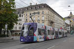 Be 6/8 Flexity 5028 mit der Werbung für die Fussball EM der Frauen, auf der Linie 14, fährt am 07.07.2025 den Steinenberg hoch zur Haltestelle Bankverein.