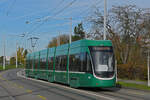 Be 6/8 Flexity 5038, auf der Linie 3, fährt am 05.11.2025 zur Haltestelle Burgfelden Grenze. Aufnahme Basel.
