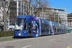 Be 6/8 Flexity 5040  Federer Express , auf der wegen der Basler Fasnacht umgeleiteten Linie 14, fährt am 25.02.2026 zur Haltestelle am Aeschenplatz. Aufnahme Basel.