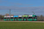Be 6/8 Flexity 5018, auf der Linie 14, fährt am 04.12.2025 zur Haltestelle Lachmatt. Aufnahme Pratteln.