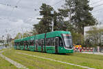 Be 6/8 Flexity 5037, auf der Linie 14, fährt am 30.03.2026 zur Haltestelle St. Jakob. Aufnahme Basel.