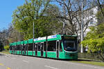 Be 6/8 Combino 322, auf der Linie 8, f�hrt am 07.04.2026 zur Haltestelle am Aeschenplatz. Aufnahme Basel.