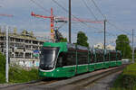 Be 6/8 Flexity 5043, auf der Linie 14, f�hrt am 18.04.2026 zur Haltestelle St. Jakob. Aufnahme Basel