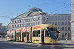 Be 4/6 Flexity 6001 mit der Werbung f�r Emmentaler K�se, auf der wegen einer Baustelle umgeleiteten Linie 3, f�hrt am 29.05.2026 zur Haltestelle am Bahnhof SBB. Aufnahme Basel.