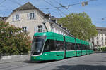 Be 6/8 Flexity 5010, auf der Linie 14, f�hrt am 27.04.2026 den Steinenberg hinunter zur Haltestelle Barf�sserplatz. Aufnahme Basel.