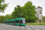 Be 6/8 Flexity 5033, auf der Linie 3, f�hrt am 11.05.2026 zur Haltestelle St. Alban Tor. Aufnahme Basel.