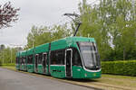 Be 4/6 Flexity 6004, auf der Linie 15, f�hrt am 04.05.2026 zur Endstation auf dem Bruderholz. Aufnahme Basel.