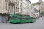 Be 4/4 498 zusammen mit dem B4S 1456, auf der Linie 16, f�hrt am 11.05.2026 zur Haltestelle Theater.