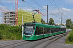 Be 6/8 Combino 305, auf der Linie 14, f�hrt am 06.06.2026 zur Haltestelle St. Jakob. Aufnahme Basel.