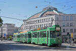 Doppeltraktion, mit den Be 4/4 498 und 478 zusammen mit dem B4S 1493, auf der Linie 2, f�hrt am 29.05.2026 zur Haltestelle am Bahnhof SBB. Aufnahme Basel.