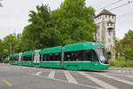 Be 6/8 Flexity 5033, auf der Linie 3, verl�sst am 11.05.2026 die Haltestelle St. Alban Tor. Aufnahme Basel.