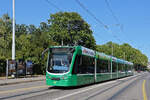 Be 6/8 Combino 320, auf der Linie 2, f�hrt am 04.07.2026 zur Haltestelle ZOO Dorenbach.