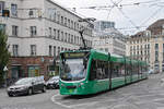 Be 6/8 Combino 311, auf der Linie 8, verl�sst am 17.08.2026 die Haltestelle Markthalle.