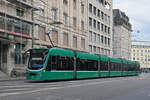 Be 6/8 Combino 317, auf der Linie 2, f�hrt am 16.10.2026 zur Haltestelle Markthalle.
