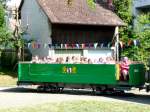 Oldtimer Strassenbahnwagen Basel C 1045   Badwnnli     unterwegs in Riehen am 10.08.2008