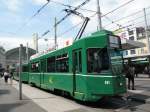 Der Motorwagen 481 hat soeben die Ankunfts Haltestelle am Bahnhof SBB erreicht. Die Aufnahme stammt vom 24.06.2009.