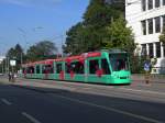 Combino mit der Betriebsnummer 308 auf der Linie 8 an der Haltestelle Ciba in Basel. Die Aufnahme stammt vom 23.09.2011.