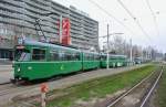 Heute ausnahmsweise einige Trambilder. Hufig sieht man die Dwag Trams der BVB nicht mehr, normalerweise nur noch als Verstrkungs  Zge . Im Bild warten gleich 6 (3x2) Dwags vor dem Stadion St. Jakob Basel auf den nchsten Einsatz. Zuvorderst Pendel 656+655, in der Mitte 650+646 und hinten 629+626, 22.02.2013.